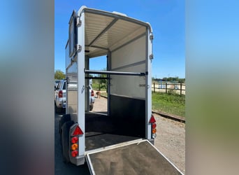 Ifor Williams HB 403 d'occasion 