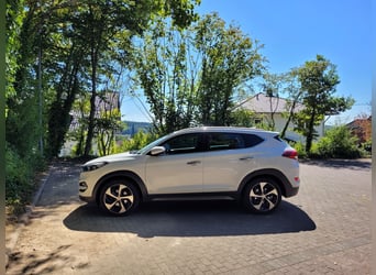 Zugfahrzeug, SUV, Hyundai Tucson 2.0 CRDi, AHK, 2,2t Anhängelast