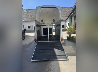 2-Pferdeanhänger Humbaur Xanthos Aero 2400