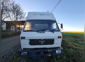 MAN paardentransporter met stalzeil zonder keuring