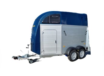 Humbaur Xanthos Aero 2400 paardentrailer – Dubbelpaard – Aluminium en Polyester