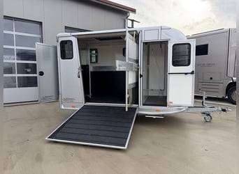 Nieuwe 2-paards aanhangwagen, 2700 kg, hengstenuitrusting met grote zadelkamer