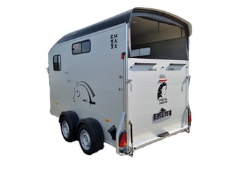 Paardentrailer Liberté Multimax met ruime stalplaats en modulaire indeling