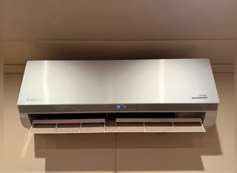 Paardentrailer voor 4 paarden inclusief sociale voorzieningen