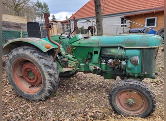 Deutz D 40.2 tractor met achterhydrauliek