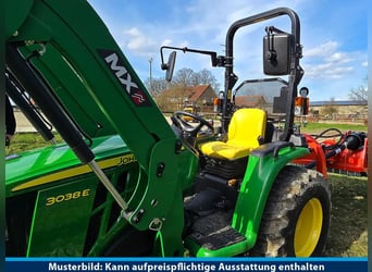 John Deere 3038E | Kompakttraktor | 38PS | Hydrostat-Getriebe