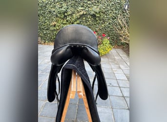 Acavallo Mantegna dressuurzadel, 17,5 inch