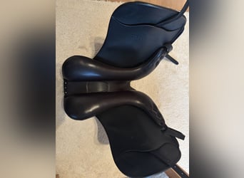 Acavallo Raffaello dressuurzadel, 17,5 inch