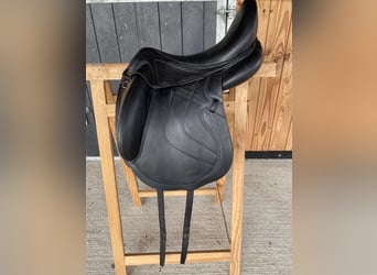 Cwd dressuurzadel