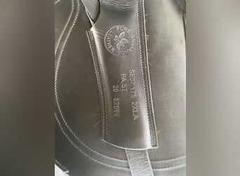 Cwd dressuurzadel