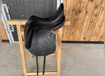 Cwd dressuurzadel