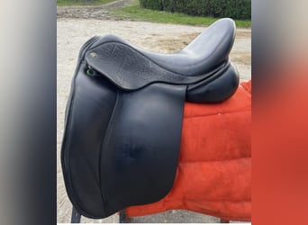 Hulsebos dressuurzadel 17 inch