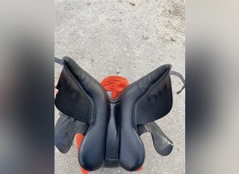 Hulsebos dressuurzadel 17 inch