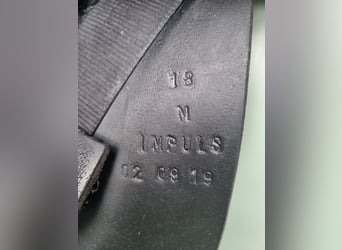 Hulsebos zadel 18inch medium wide impuls