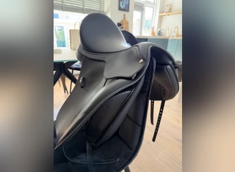 Wintec HART 17,5 dressuur