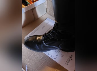 Laarzen met diamantjes en laque