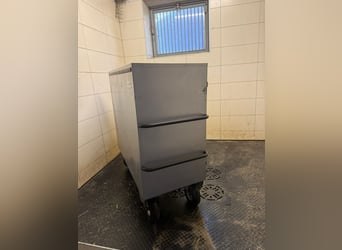 Alfako Maxi Prestige Paarden-Turnierschrank inclusief 2 overkappen en topkast