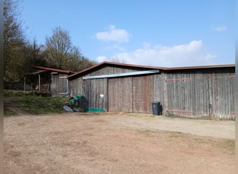 In afwachting van bevestiging of er interesse is! Perceel en gebouw voor zelfbeheer.