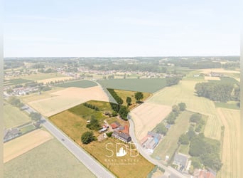 Charmante hoeve met bijgebouwen en graslanden op 27.559m² te Herzele | België