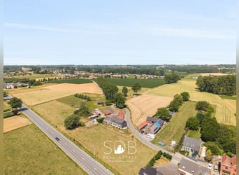 Charmante hoeve met bijgebouwen en graslanden op 27.559m² te Herzele | België
