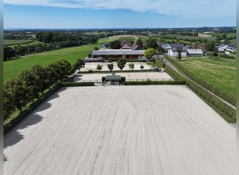 Exclusief manegecomplex in de Rhein-Sieg-Kreis