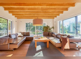 Exklusive Villa Nähe Wiesbaden – Wohnen auf höchstem Niveau mit Stallung & parkähnlichem Grundstück