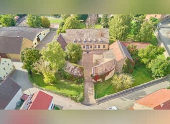 Kasteel te koop in Rheinhessen met eigen manege en evenementlocatie!