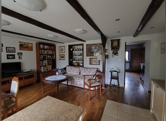 Landhuis met stal, paardenpension en boerderijwoning