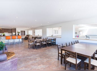 **Luxe paardenboerderij op een toplocatie** - Zwitserland