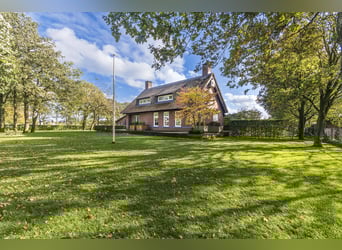Luxury detached home with office outbuilding, wellness pool, gym & stables for 4 horses