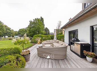 Prachtige landelijke villa met gezinstuin en graslanden op 32.558m² te Lochristi | België