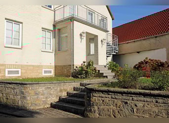 Reiterhof mit großzügigem Wohnhaus im Weserbergland