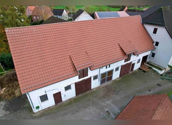 Reiterhof mit großzügigem Wohnhaus im Weserbergland