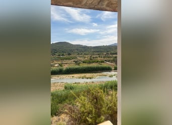 Unique Off-Grid Mountain Home With 360° Panoramic Views and Full Equestrian Facilities 