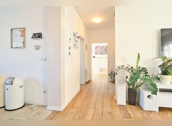 Volledig gerenoveerde vrijstaande woning met paardenhouderij in Oberkrämer