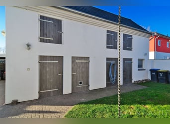 Volledig gerenoveerde vrijstaande woning met paardenhouderij in Oberkrämer