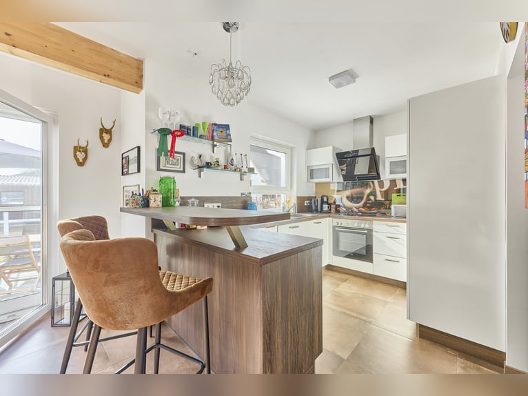 Achat d'un centre équestre dans le district de Kitzingen avec une maison d'habitation moderne constr