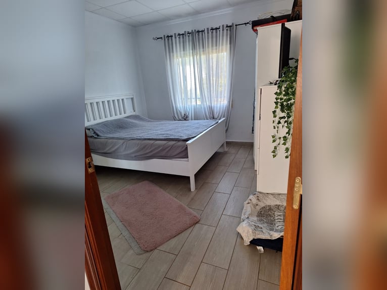 BEAUTIFUL COUNTRYHOUSE FOR LIVING WITH HORSES - WUNDERSCHÖNES LANDHAUS ZUR PRIVATEN PFERDEHALTUNG