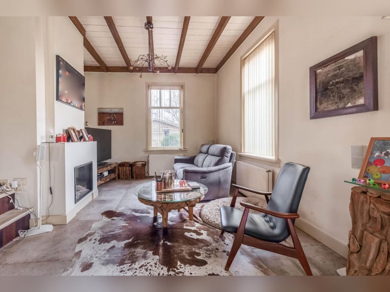 Complete equestrian accommodation