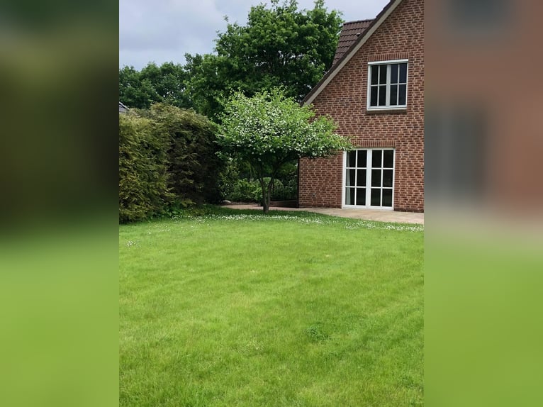Landhaus für Pferdeliebhaber mit traumhaftem Blick