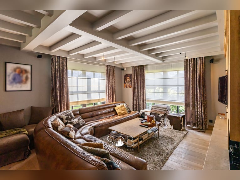 Magnifique villa de campagne avec jardin familial et prairies sur 32 558 m² à Lochristi | Belgique