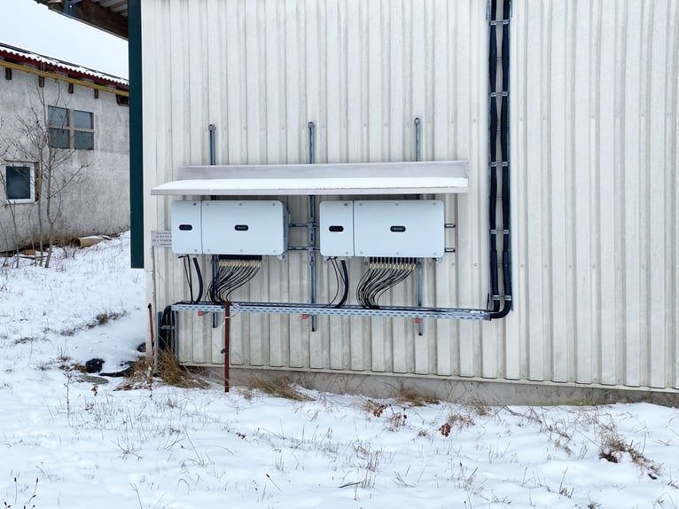 Traumhafte Reitanlage mit Reiterstube – Alleinlage inmitten Südthüringer Natur + perfekte Anbindung