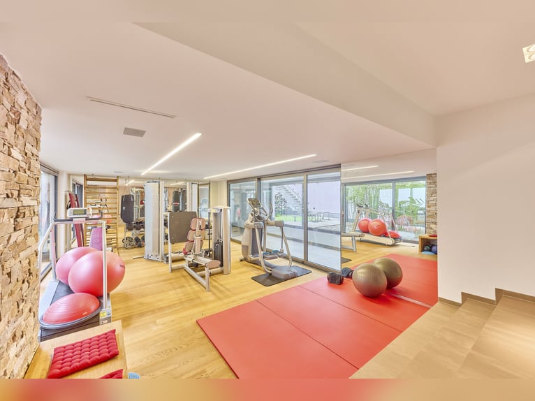 Villa de luxe avec centre équestre près de Fulda, Hesse – bien-être, équitation et art de vivre