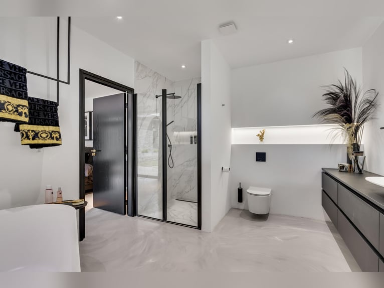 Villa exclusive avec maison d'hôtes et installations équestres à proximité du parc national de De Me