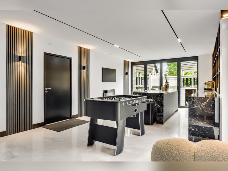 Villa exclusive avec maison d'hôtes et installations équestres à proximité du parc national de De Me