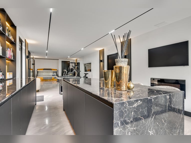 Villa exclusive avec maison d'hôtes et installations équestres à proximité du parc national de De Me