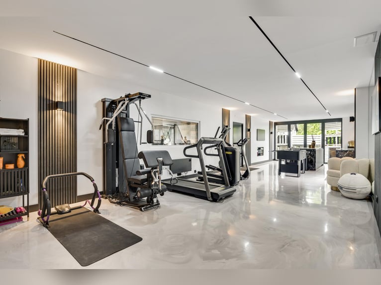 Villa exclusive avec maison d'hôtes et installations équestres à proximité du parc national de De Me