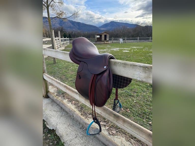 Selle CWD modèle SE01 taille 17’5 quartiers 03C