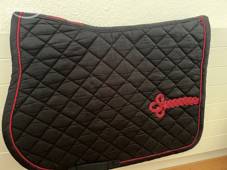 Tapis de selle, Lami-Celle