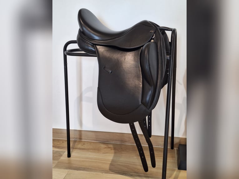 Selle de dressage 16, 5 / dressage saddle 